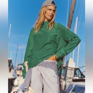 NWOT FP MOVEMENT Restoration Layer Top in HERITAGE GREEN Size: M